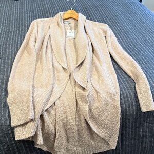 NWT Women’s Barefoot Dreams Sweater